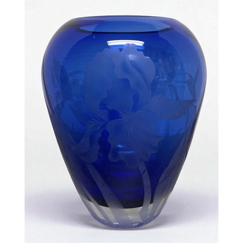 Vintage Jaguar Art Glass Blue Vase Etched Iris Floral Art‎ Nouveau Signed
